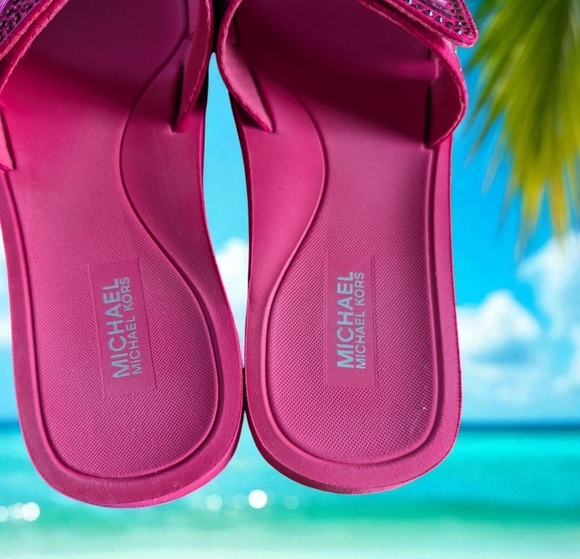 Michael Kors Mk Pool Slide Sandal In Dragon Fruit Size 7 (EUC) - Picture 10 of 10